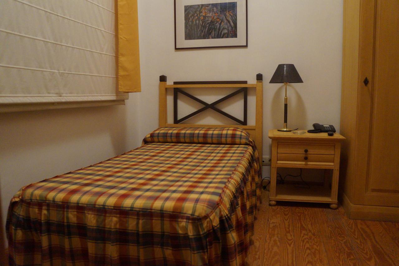Hotel Rural El Valle Барруэло-де-Сантульян Экстерьер фото